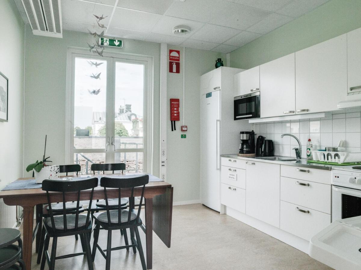 Gamla Televerket B&B บอรีโฮล์ม ภายนอก รูปภาพ